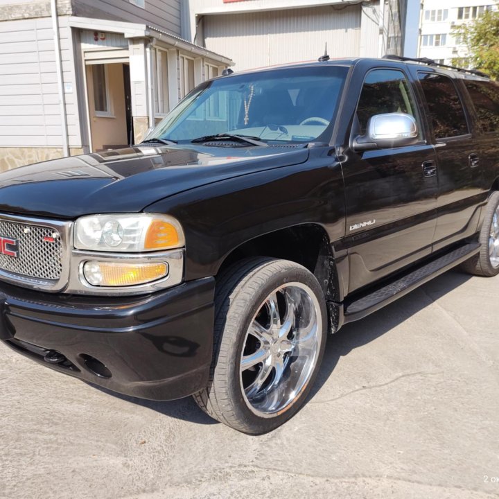 GMC Yukon, 2004