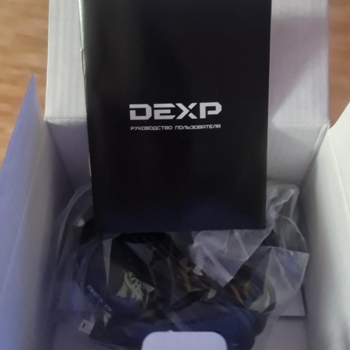 Видеорегистратор Dexp Nova 2