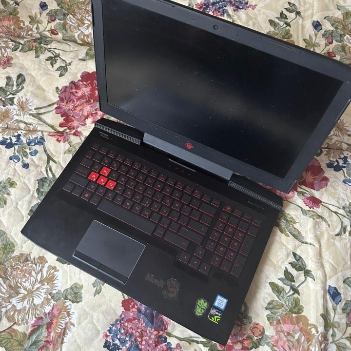 Hp omen 15, 256gb SSD + 1Tb, GRX1050, CORE I5 7300