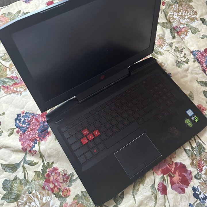 Hp omen 15, 256gb SSD + 1Tb, GRX1050, CORE I5 7300