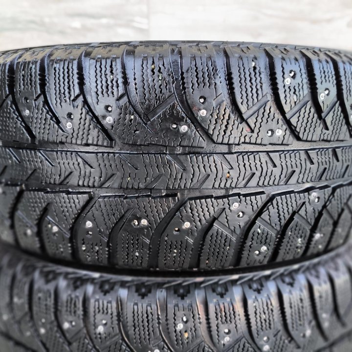 205/60/16, Bridgestone IC7000, 2 шт