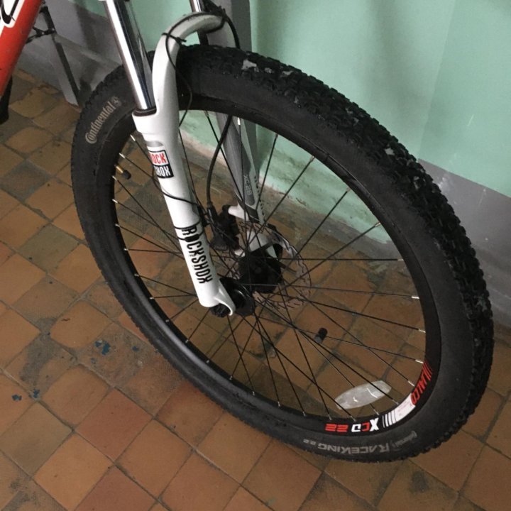 Rockshox XC28 ход 100 мм