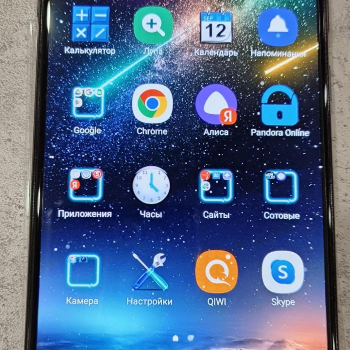 Смартфон Samsung Galaxy A9 (оригинал)