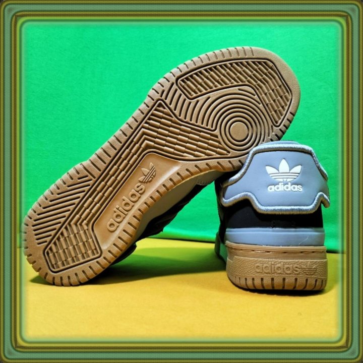 Кроссовки Adidas 36 37 38 39 40