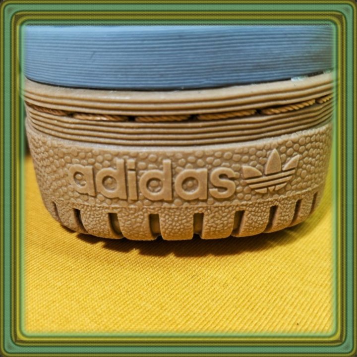 Кроссовки Adidas 36 37 38 39 40