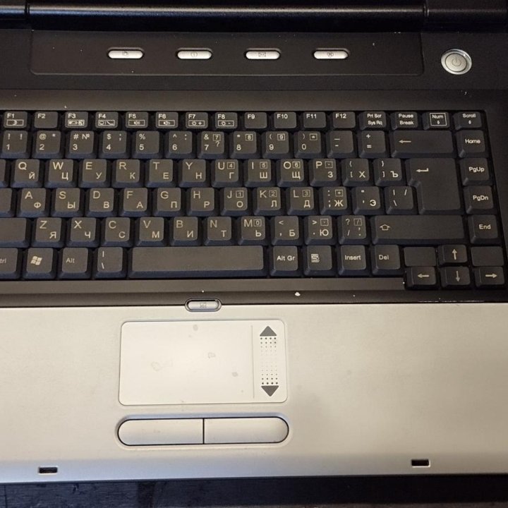 Ноутбук Fujitsu Siemens Amilo M3438G