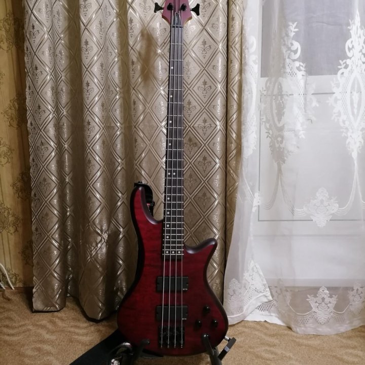 Бас-гитара schecter Stiletto Custom-4 VRS