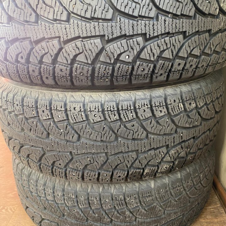 225/60/17 Hankook зима