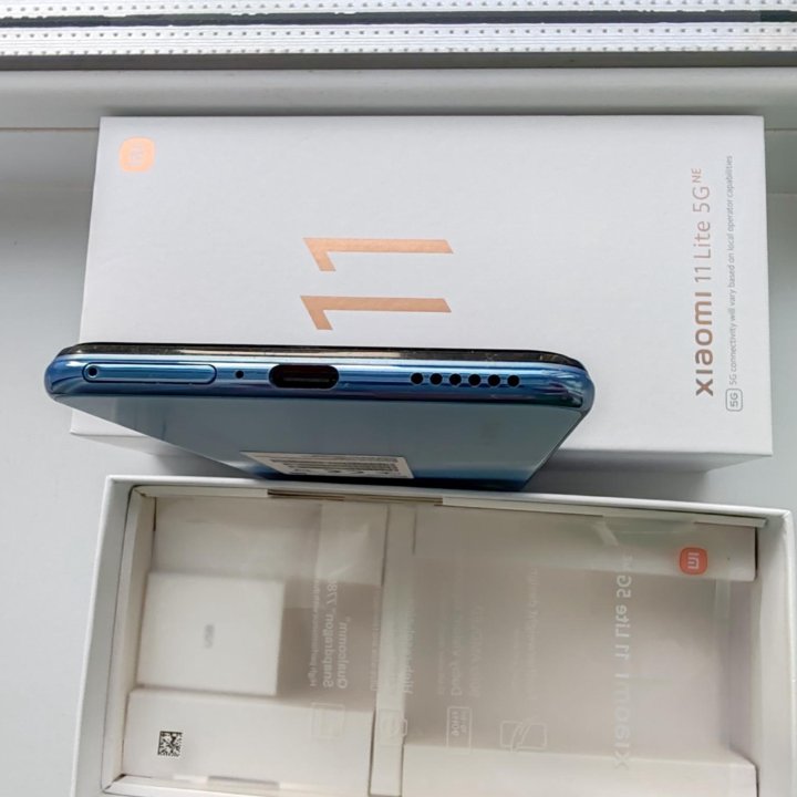 Смартфон Xiaomi 11 Lite 5G NE 8/128 ГБ