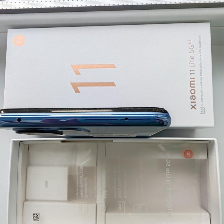 Смартфон Xiaomi 11 Lite 5G NE 8/128 ГБ