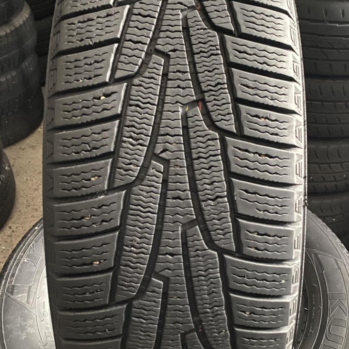 Kumho I’Zen KW31 215/60 R16❄️