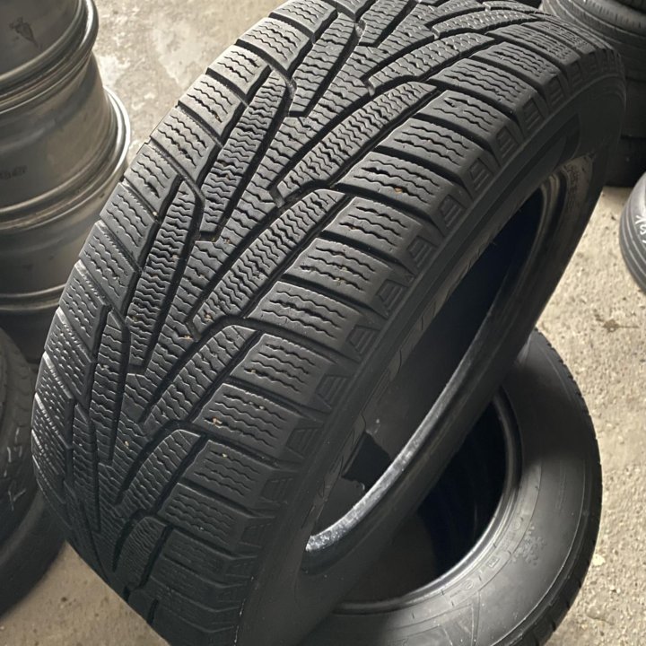 Kumho I’Zen KW31 215/60 R16❄️