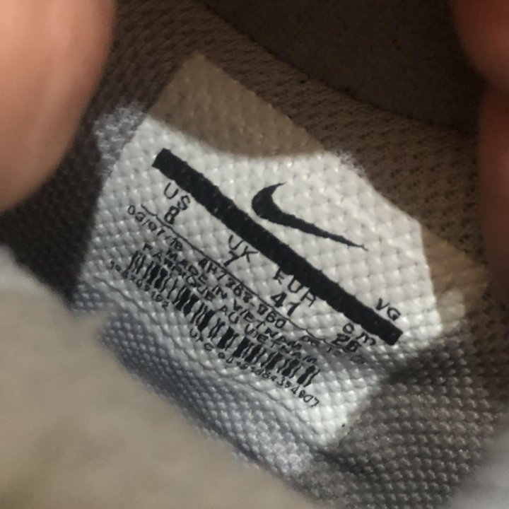 Бутсы Nike