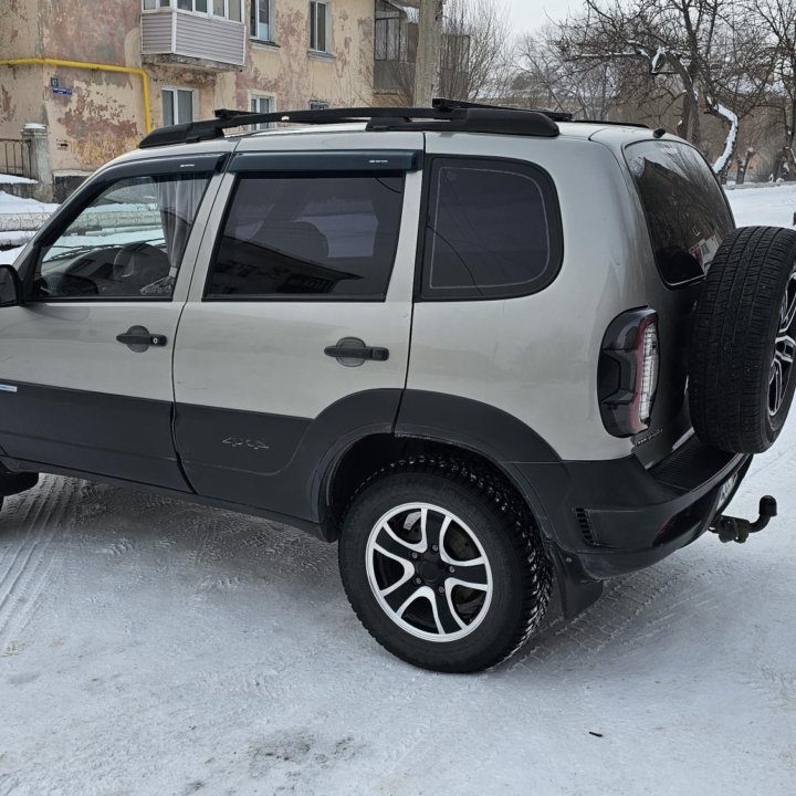 Chevrolet Niva, 2012