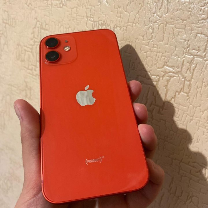 Телефон iPhone 12 mini