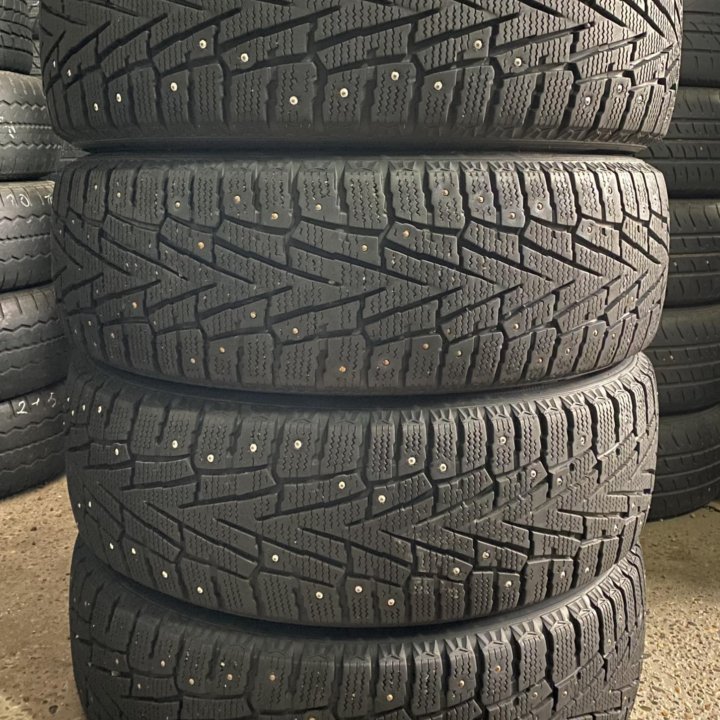 Roadstone WinGuard winSpike SUV 225/60 R17❄️