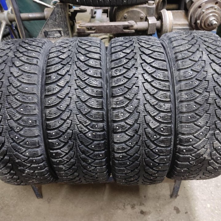 Комплект шин 205/55R16. Nordman 4.