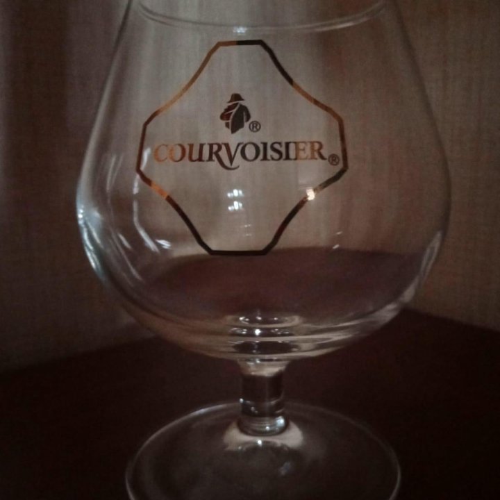 Бокалы для коньяка Courvoisier & Hennessy