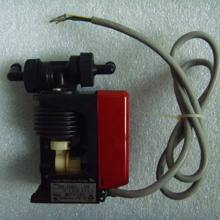 Помпа Iwaki Bellows Pump KBR-3ZAU1