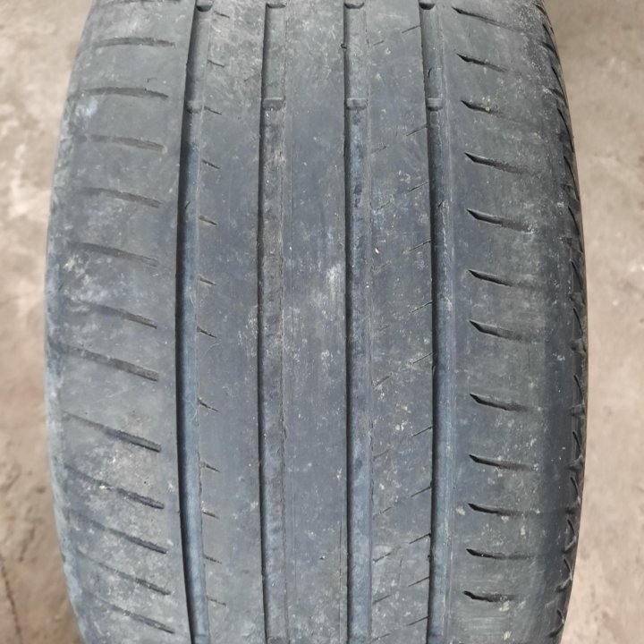 Bridgestone 245/45/18, 1шина