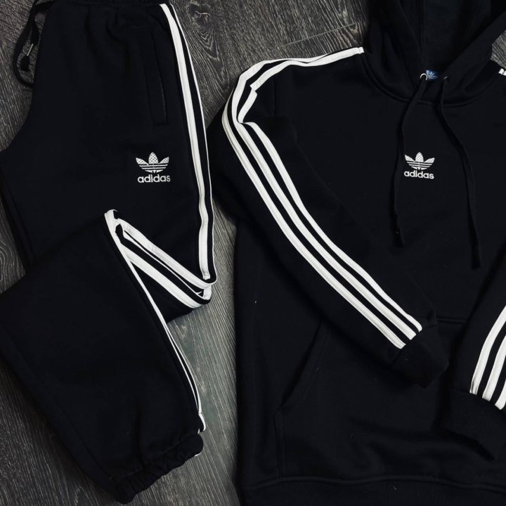 Костюм Adidas на флисе