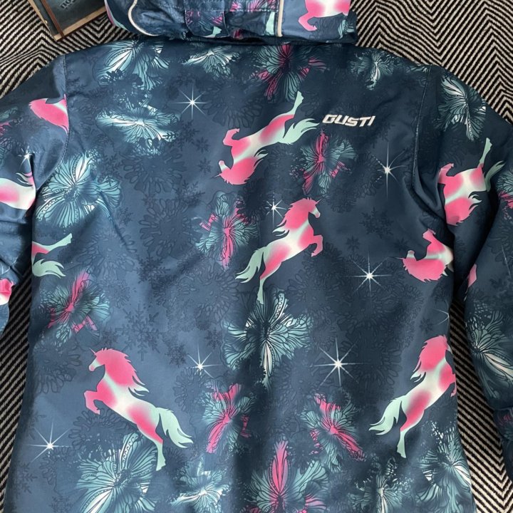 Зимняя куртка