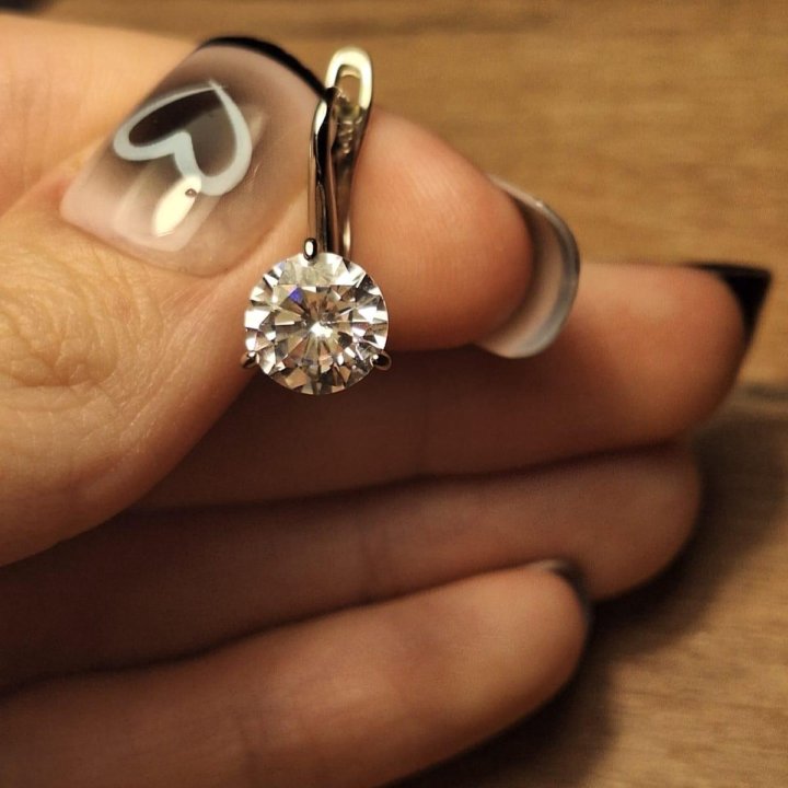 Новые серьги