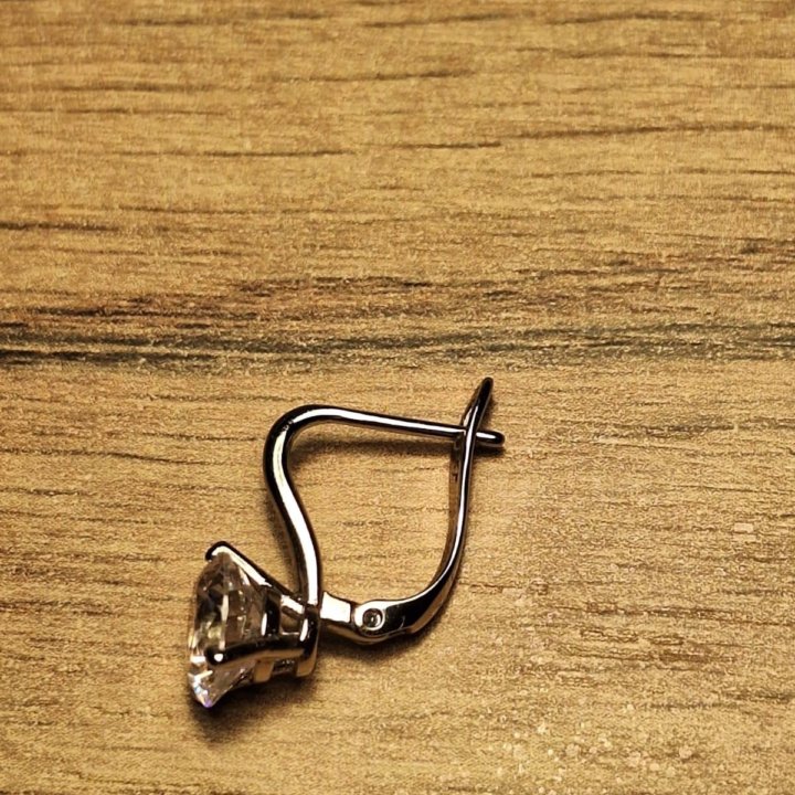 Новые серьги