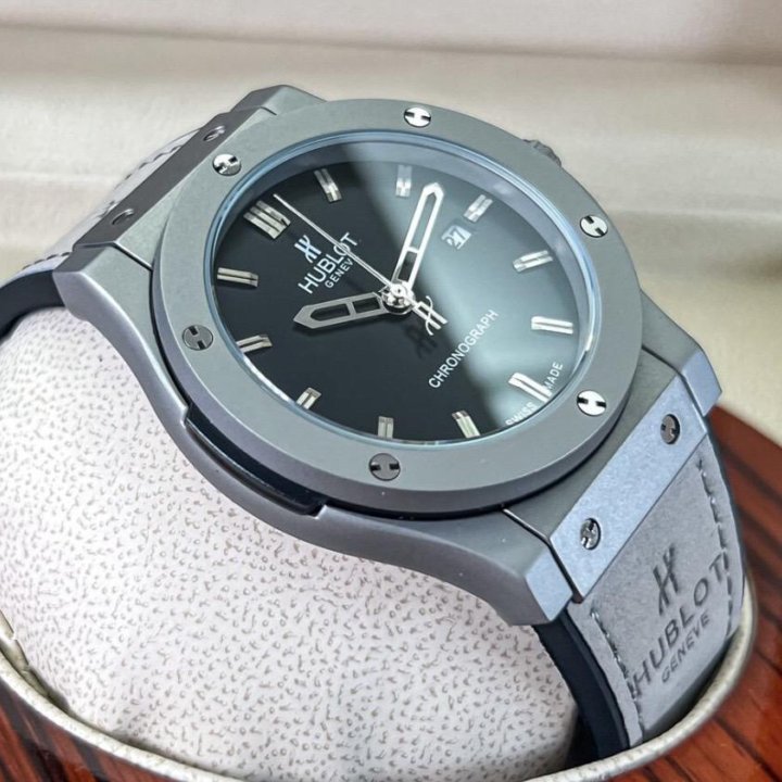 Мужские часы HUBLOT