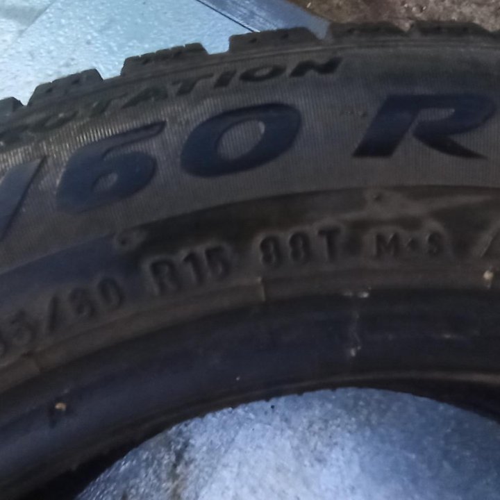 Шины зимние Pirelli 185/60 15р