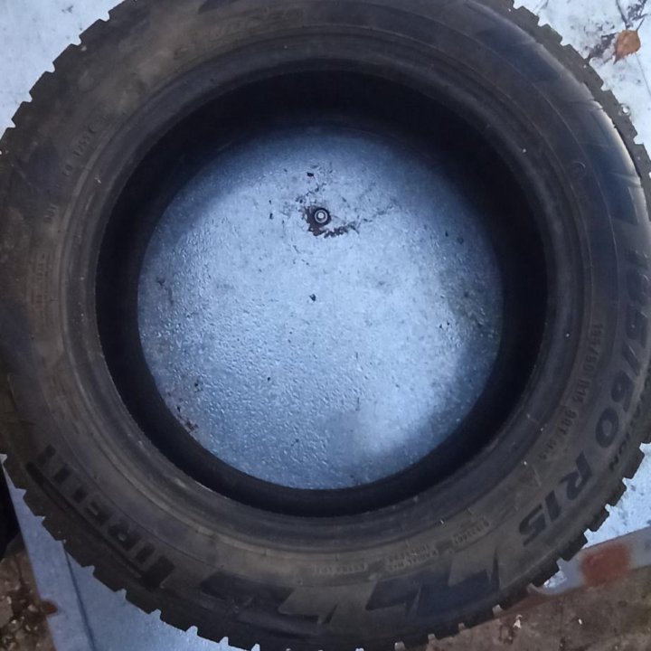 Шины зимние Pirelli 185/60 15р