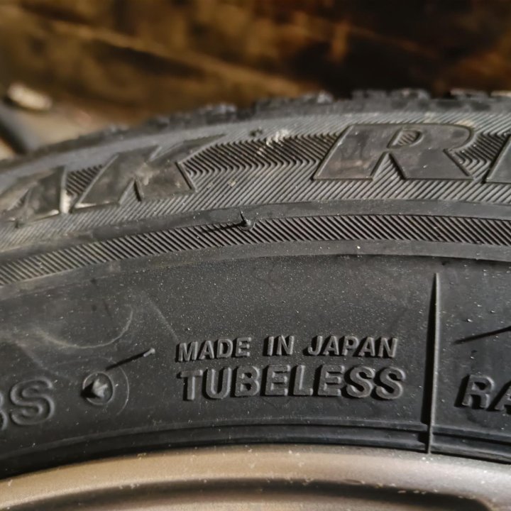 185 65 R15 Bridgestone Revo GZ Japan цена за 4шт