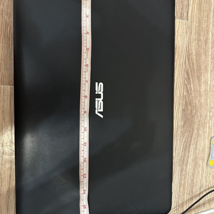 Ноутбук asus r752m