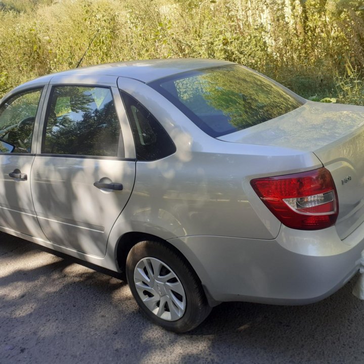 ВАЗ (Lada) Granta, 2015