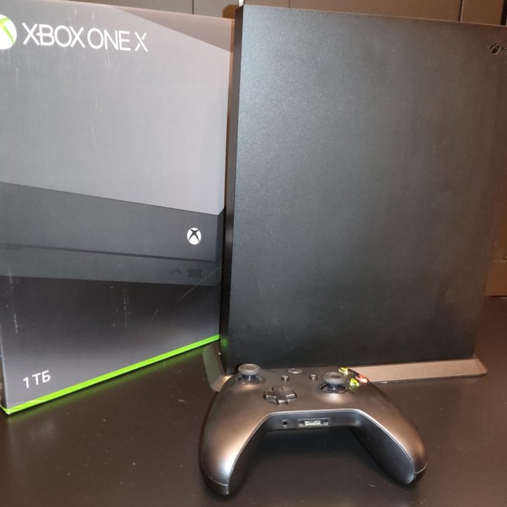 XBOX ONE X 1000 Gb