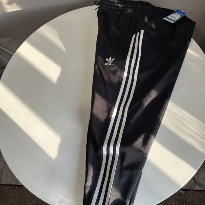 Брюки adidas originals