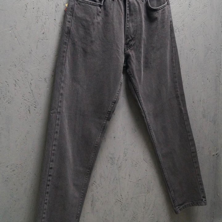 Джинсы бананы Levis 630