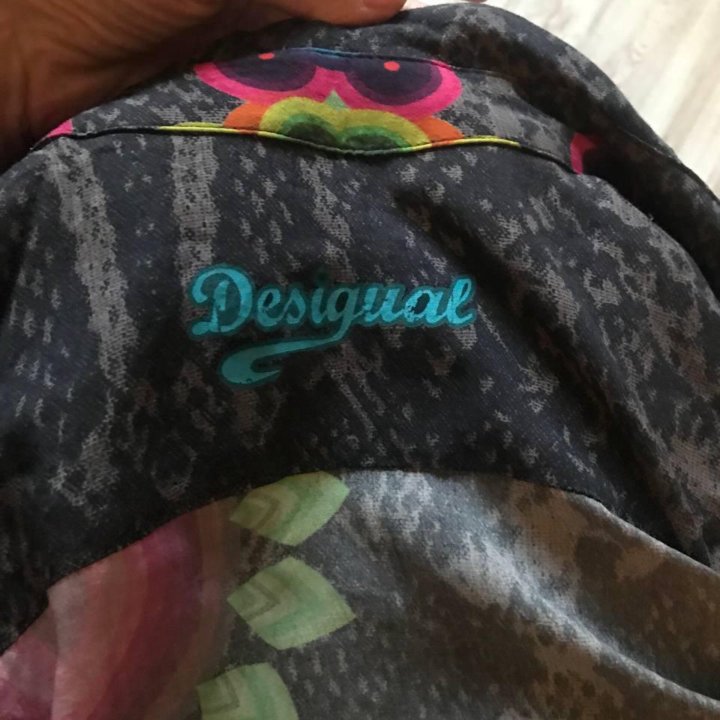 Блузка брендовая Desigual