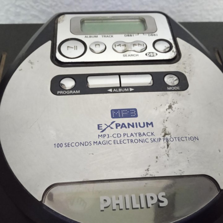 Проигрыватель компакт дисков Philips, Китай.