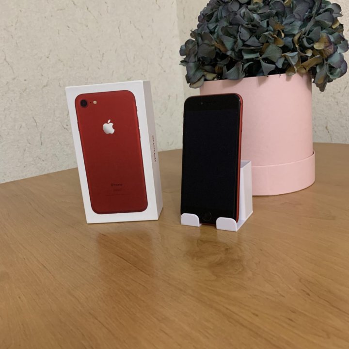 iPhone 8 64GB Red Product Идеал