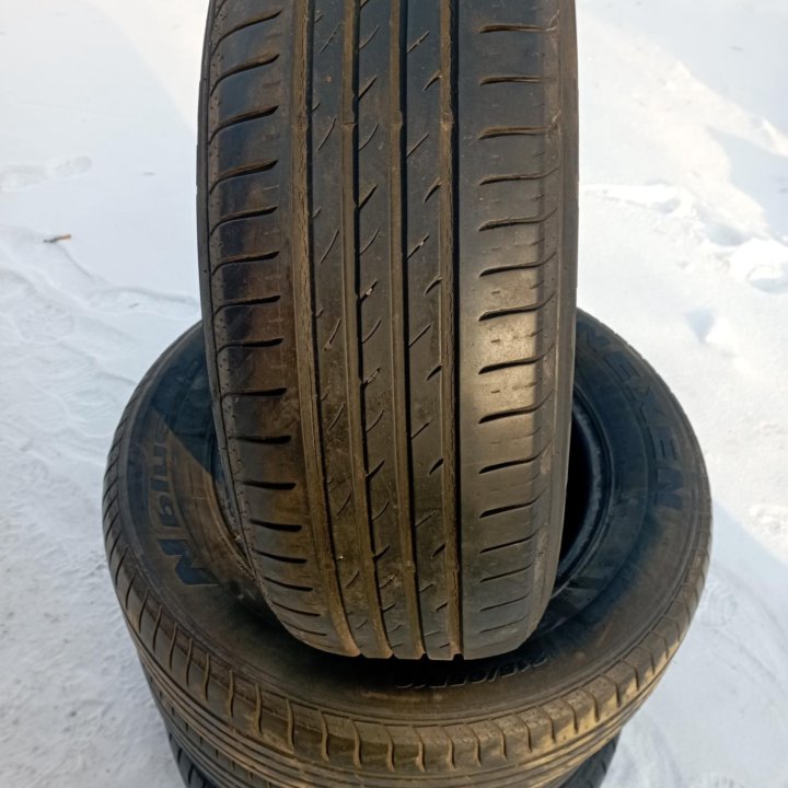 Nexen R 16,215/65 4шт