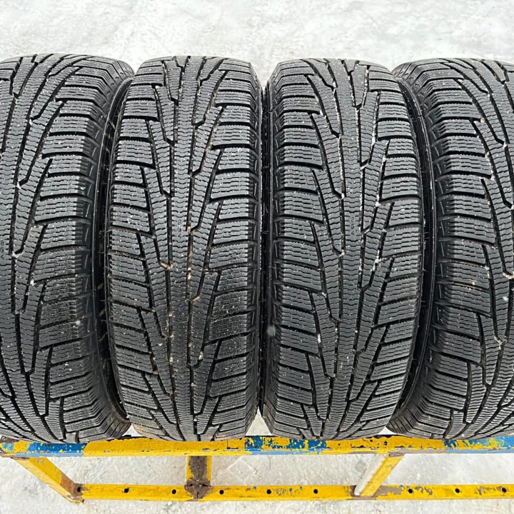 Зима Nordman RS2 185/65 R15 Диски 4x114.3 D56.6