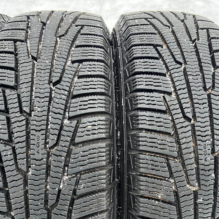 Зима Nordman RS2 185/65 R15 Диски 4x114.3 D56.6