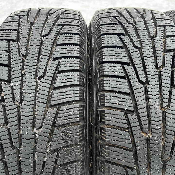 Зима Nordman RS2 185/65 R15 Диски 4x114.3 D56.6