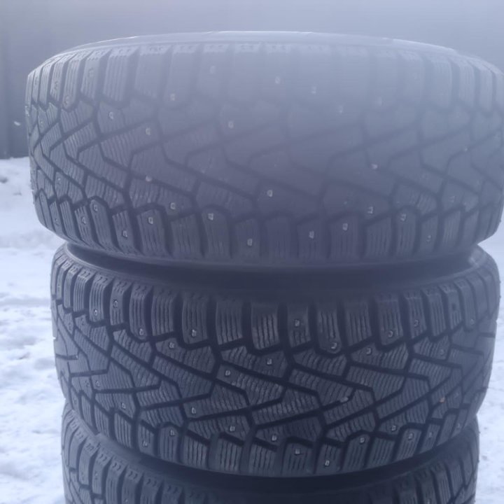 Pirelli Ice Zero 225/55/17