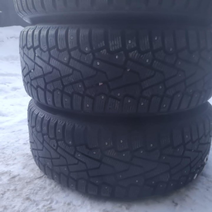 Pirelli Ice Zero 225/55/17