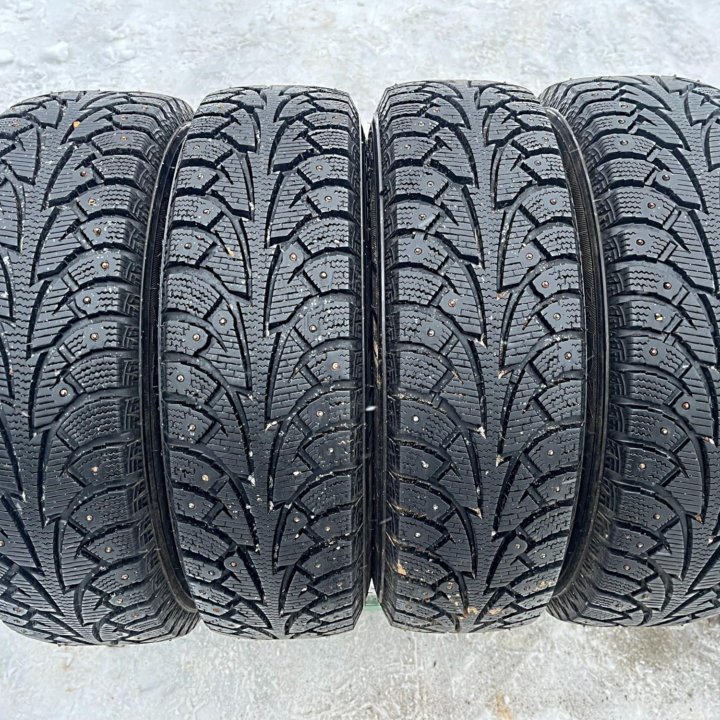 Зима Hankook W409 175/70 R14 Диски 4x114.3 D66.1