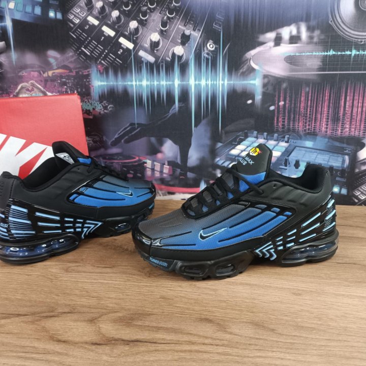 Кроссовки мужские Nike air max Tuned plus