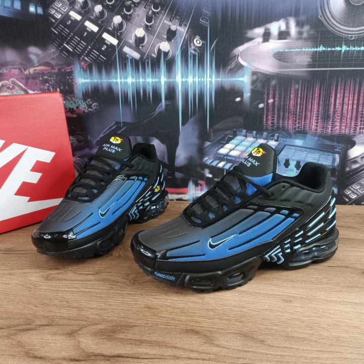 Кроссовки мужские Nike air max Tuned plus