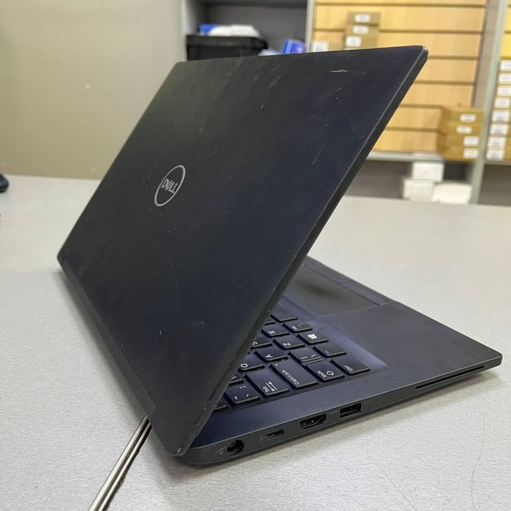 Dell Latitude 7390